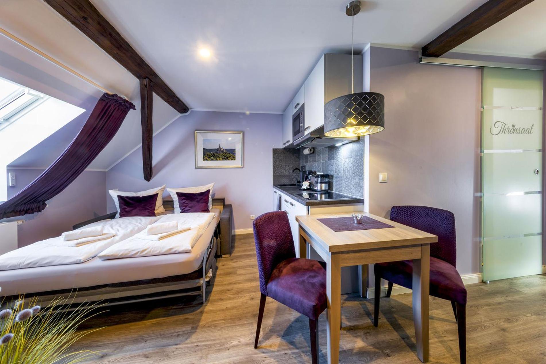 Apartmenthaus Burgenheimat In Bei Koblenz * Rhens