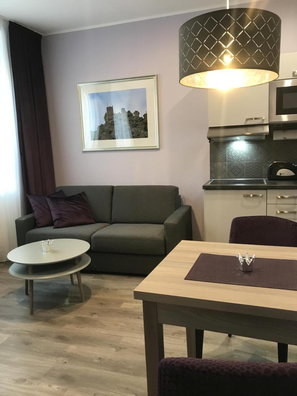 Apartment Apartmenthaus Burgenheimat In Bei Koblenz